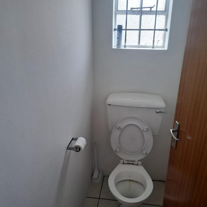 To Let commercial Property for Rent in Deal Party Eastern Cape